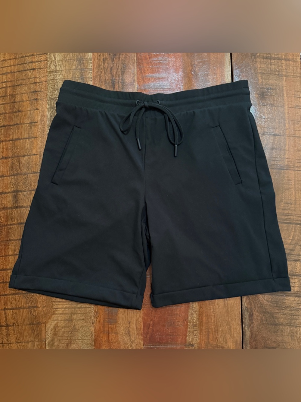 Rachel Zoe Women’s Black Drawstring Casual cuffed 
 Bermuda Shorts.